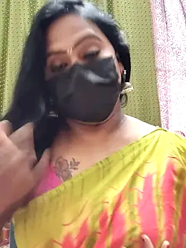 Snapshot of Meera_mia chatting on 07-12-26, 07:32 Meera mia online show from 07-12-26, 07:32