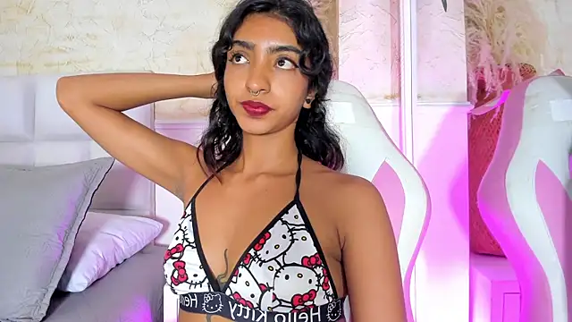 HottieVeroo  online show from 07-21-26, 01:19