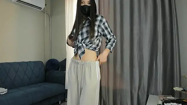 Snapshot of she_angell chatting on 06-26-26, 11:31 she angell online show from 06-26-26, 11:31