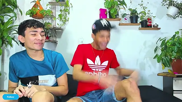 STRANGER BOYS online show from 05-25-26, 10:27