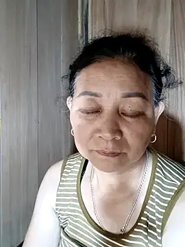Snapshot of Orio-baby chatting on 06-07-26, 07:34 Orio-baby online show from 06-07-26, 07:34