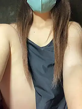 Snapshot of Nhinhi_su chatting on 06-17-26, 04:15 Nhinhi su online show from 06-17-26, 04:15