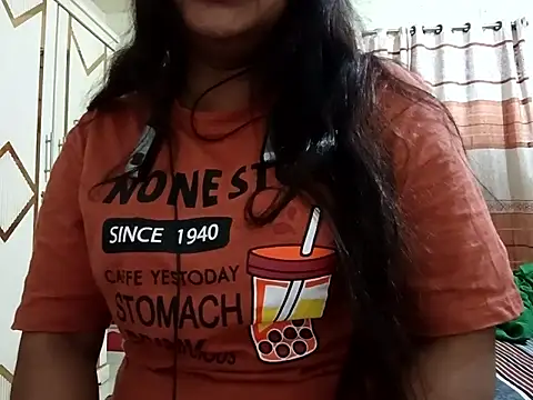 Snapshot of Neha-71 chatting on 06-09-26, 10:21 Neha-71 online show from 06-09-26, 10:21