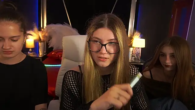 Talia Blakwood online show from 06-12-26, 06:51