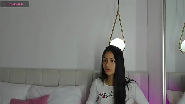 Gaby Moonn online show from 06-10-26, 04:01