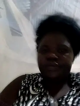 Snapshot of Masha19880 chatting on 05-26-26, 04:36 Masha19880 online show from 05-26-26, 04:36