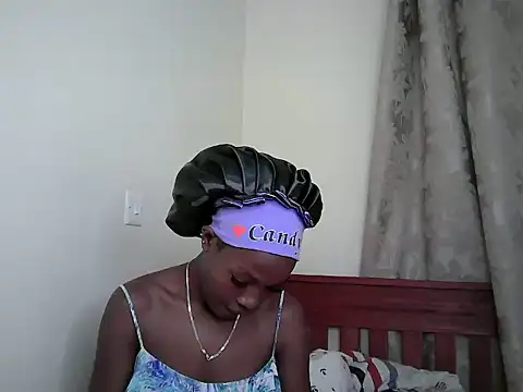 Snapshot of wendy_shancy chatting on 06-15-26, 02:41 wendy shancy online show from 06-15-26, 02:41