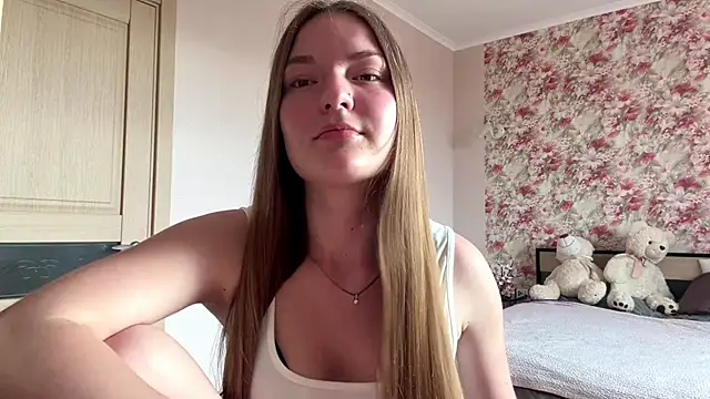 Snapshot of lizzzanatooo chatting on 06-14-26, 03:36 lizzzanatooo online show from 06-14-26, 03:36