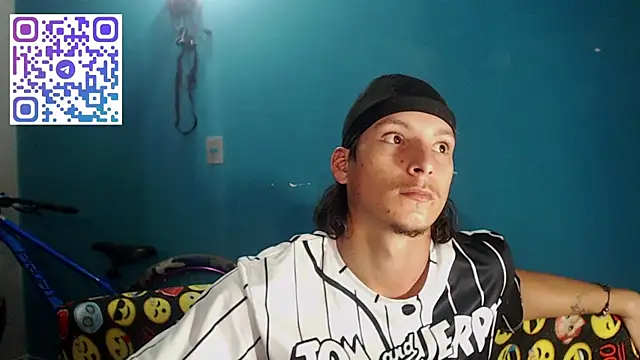 Snapshot of MrKingsaintx chatting on 06-21-26, 08:50 MrKingsaintx online show from 06-21-26, 08:50