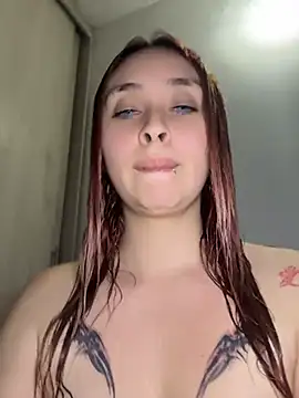 Snapshot of Sophia_LuxxX chatting on 06-28-26, 11:11 Sophia LuxxX online show from 06-28-26, 11:11