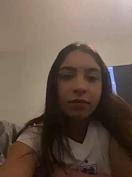 Snapshot of naomiiii55 chatting on 06-16-26, 03:20 naomiiii55 online show from 06-16-26, 03:20