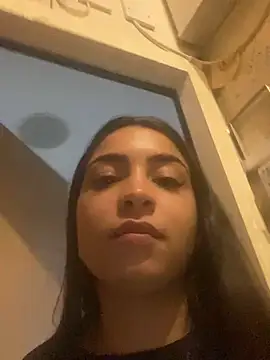 Snapshot of naomiiii55 chatting on 07-05-26, 12:34 naomiiii55 online show from 07-05-26, 12:34