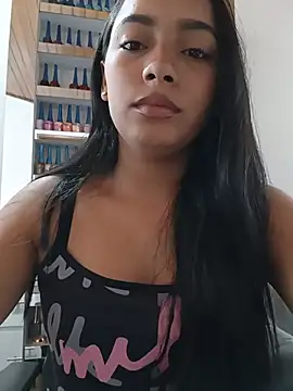 xcleila online show from 06-24-26, 02:05