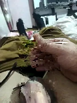 Snapshot of Nyak31bozab chatting on 12-04-25, 11:13 Nyak31bozab online show from 12-04-25, 11:13