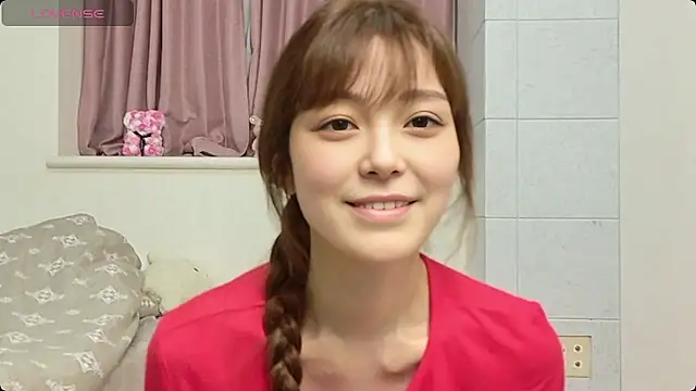 Snapshot of -Ria1022- chatting on 07-14-26, 03:29 -Ria1022- online show from 07-14-26, 03:29