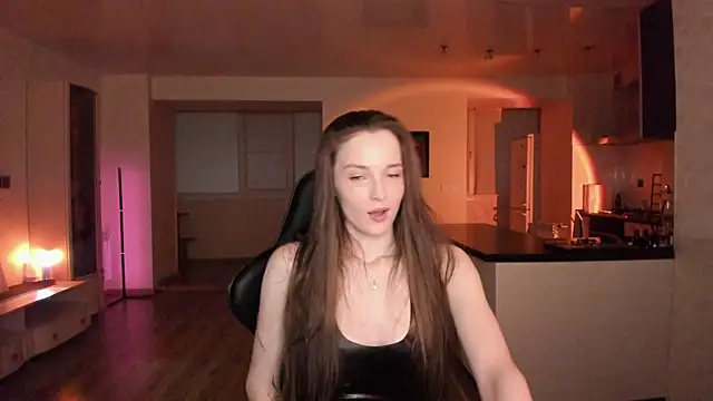 irisskiss online show from 07-14-26, 08:14
