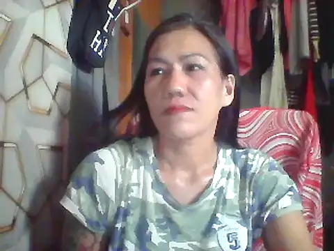 pinayheartaker online show from 06-10-26, 01:06