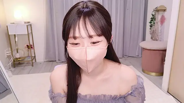 Snapshot of YURInya_ chatting on 06-07-26, 12:31 YURInya online show from 06-07-26, 12:31