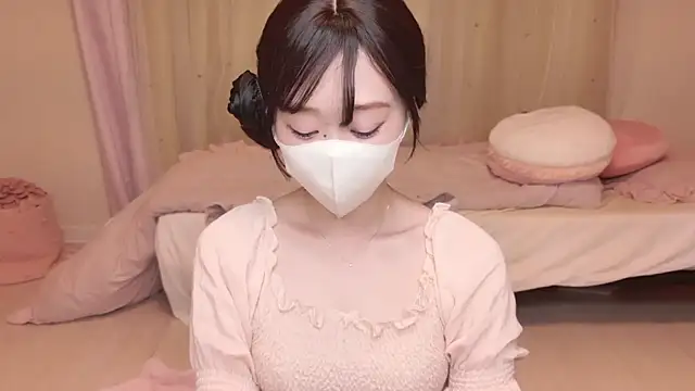 Snapshot of YURInya_ chatting on 06-30-26, 12:06 YURInya online show from 06-30-26, 12:06