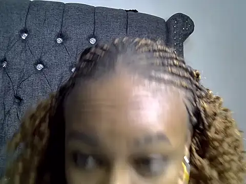 Snapshot of cocolaurah chatting on 07-21-26, 07:05 cocolaurah online show from 07-21-26, 07:05