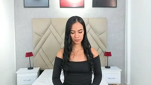 Snapshot of Oriana_Sarmiento chatting on 06-25-26, 07:40 Oriana Sarmiento online show from 06-25-26, 07:40