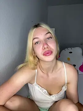 MilaaXOO online show from 08-05-26, 06:11