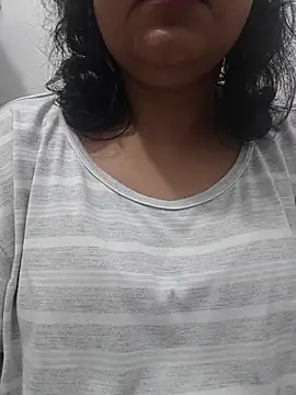 manjusrma005 online show from 06-08-26, 01:50