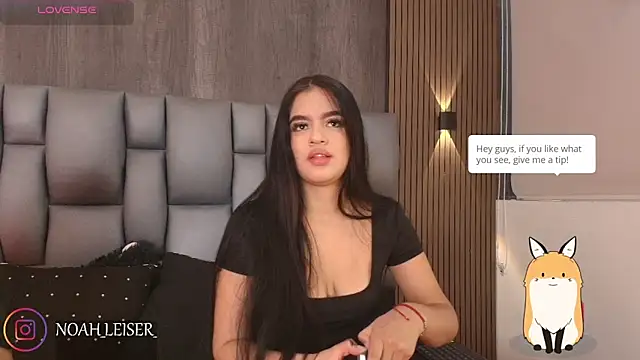 Snapshot of sophi_taylor chatting on 06-19-26, 12:20 sophi taylor online show from 06-19-26, 12:20