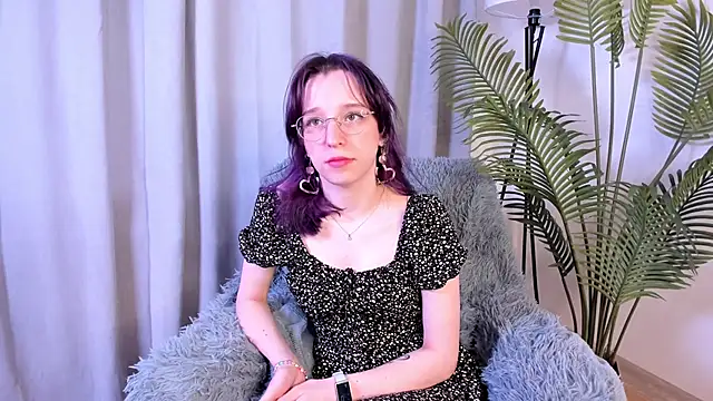 SierraDeliso online show from 06-02-26, 11:12