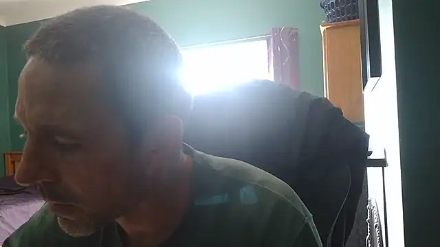 Snapshot of BradleyBent chatting on 07-16-26, 02:23 BradleyBent online show from 07-16-26, 02:23