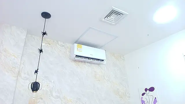 Snapshot of ariana_florez_ chatting on 06-19-26, 07:06 ariana florez online show from 06-19-26, 07:06