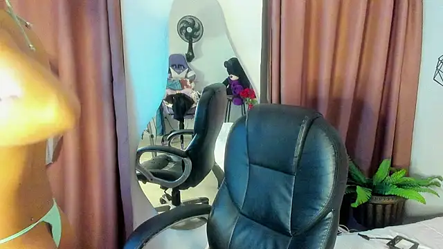 Snapshot of miafox__ chatting on 07-02-26, 03:17 miafox online show from 07-02-26, 03:17