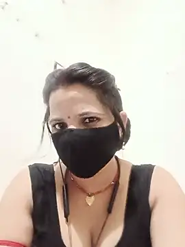 Snapshot of Karishma_bhabi3 chatting on 06-24-26, 05:01 Karishma bhabi3 online show from 06-24-26, 05:01