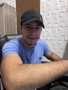 Snapshot of Fer_Ti chatting on 06-22-26, 10:23 Fer Ti online show from 06-22-26, 10:23