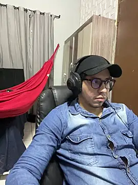 Snapshot of Fer_Ti chatting on 07-19-26, 11:25 Fer Ti online show from 07-19-26, 11:25