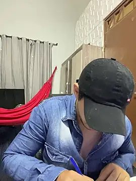 Snapshot of Fer_Ti chatting on 07-19-26, 11:52 Fer Ti online show from 07-19-26, 11:52