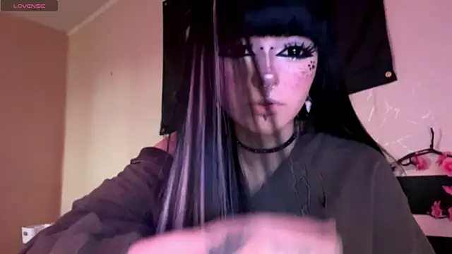 Snapshot of HolyCute chatting on 07-22-26, 11:24 HolyCute online show from 07-22-26, 11:24