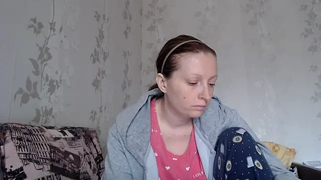 Snapshot of Luna_Bliiss chatting on 06-01-26, 11:12 Luna Bliiss online show from 06-01-26, 11:12