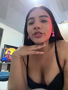 Snapshot of Caro_Mildrey chatting on 07-02-26, 03:34 Caro Mildrey online show from 07-02-26, 03:34