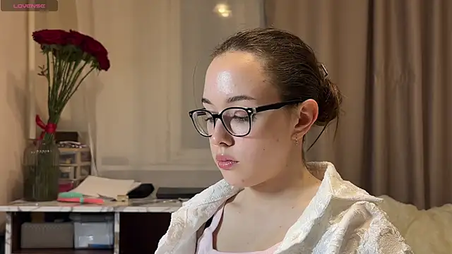 KiraKiss7 online show from 06-04-26, 07:20