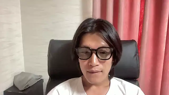 Snapshot of Ren-ohanashi chatting on 07-29-26, 06:11 Ren-ohanashi online show from 07-29-26, 06:11