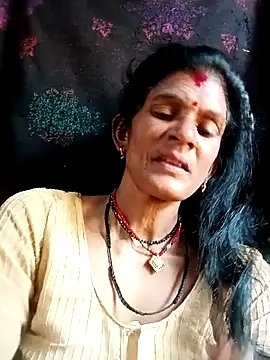 Snapshot of Cut_umang74 chatting on 06-18-26, 05:19 Cut umang74 online show from 06-18-26, 05:19