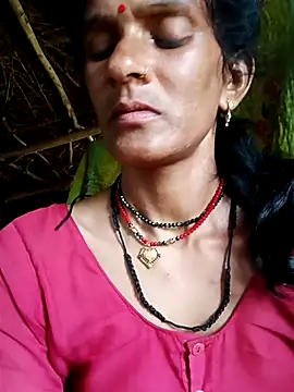 Snapshot of Cut_umang74 chatting on 07-20-26, 10:39 Cut umang74 online show from 07-20-26, 10:39