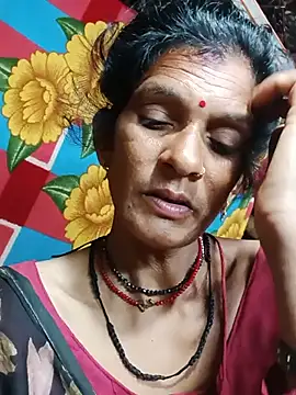 Snapshot of Cut_umang74 chatting on 07-22-26, 11:18 Cut umang74 online show from 07-22-26, 11:18