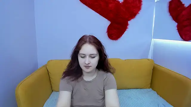 Naomi Viz online show from 06-10-26, 08:35