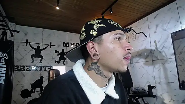 Valentino Knox online show from 06-02-26, 11:56