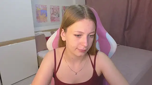 Snapshot of BeatriceLoven chatting on 07-18-26, 11:14 BeatriceLoven online show from 07-18-26, 11:14