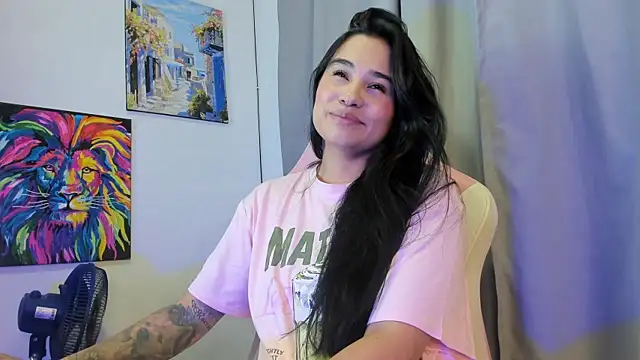 Snapshot of NattGray chatting on 06-18-26, 07:19 NattGray online show from 06-18-26, 07:19