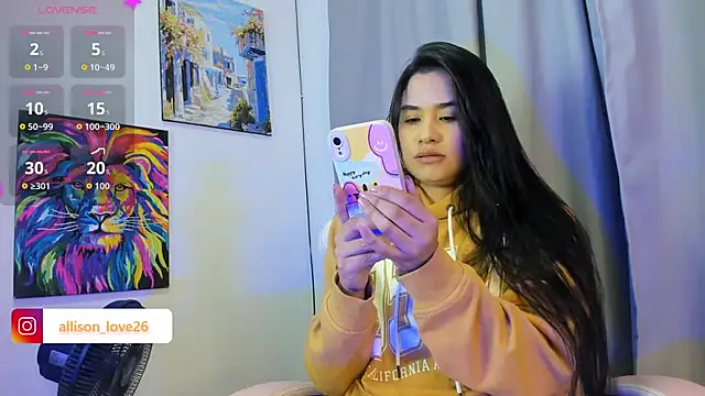 Snapshot of NattGray chatting on 06-19-26, 12:04 NattGray online show from 06-19-26, 12:04