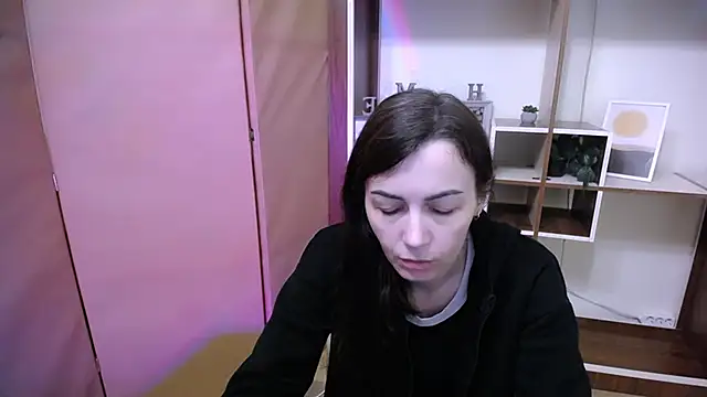 Snapshot of VainWe chatting on 06-02-26, 04:20 VainWe online show from 06-02-26, 04:20